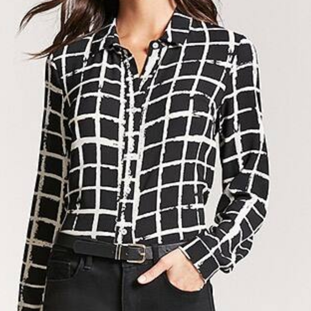 F21 |  Crepe Grid Shirt / Size: Large